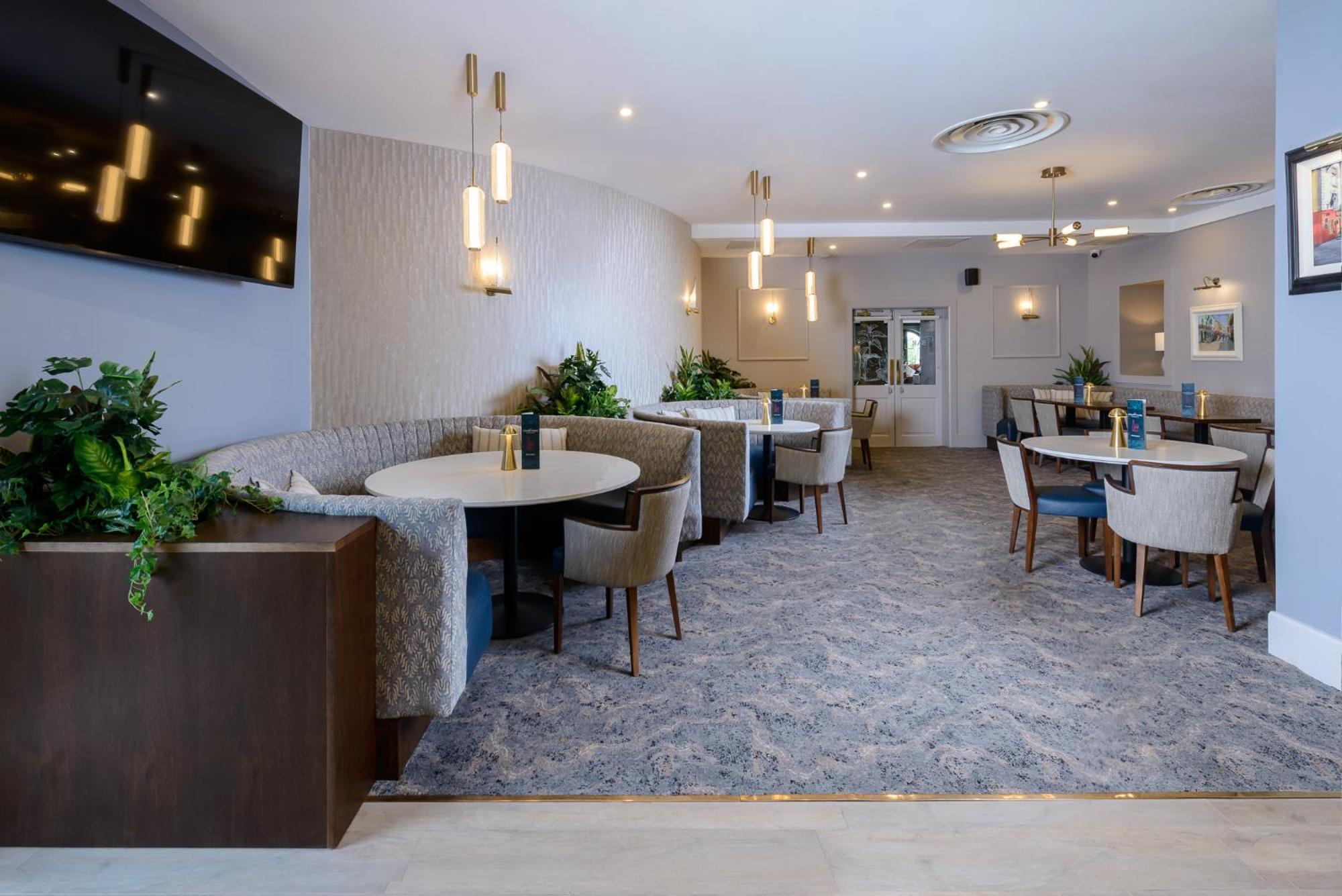 Clybaun Hotel Голуей Екстериор снимка