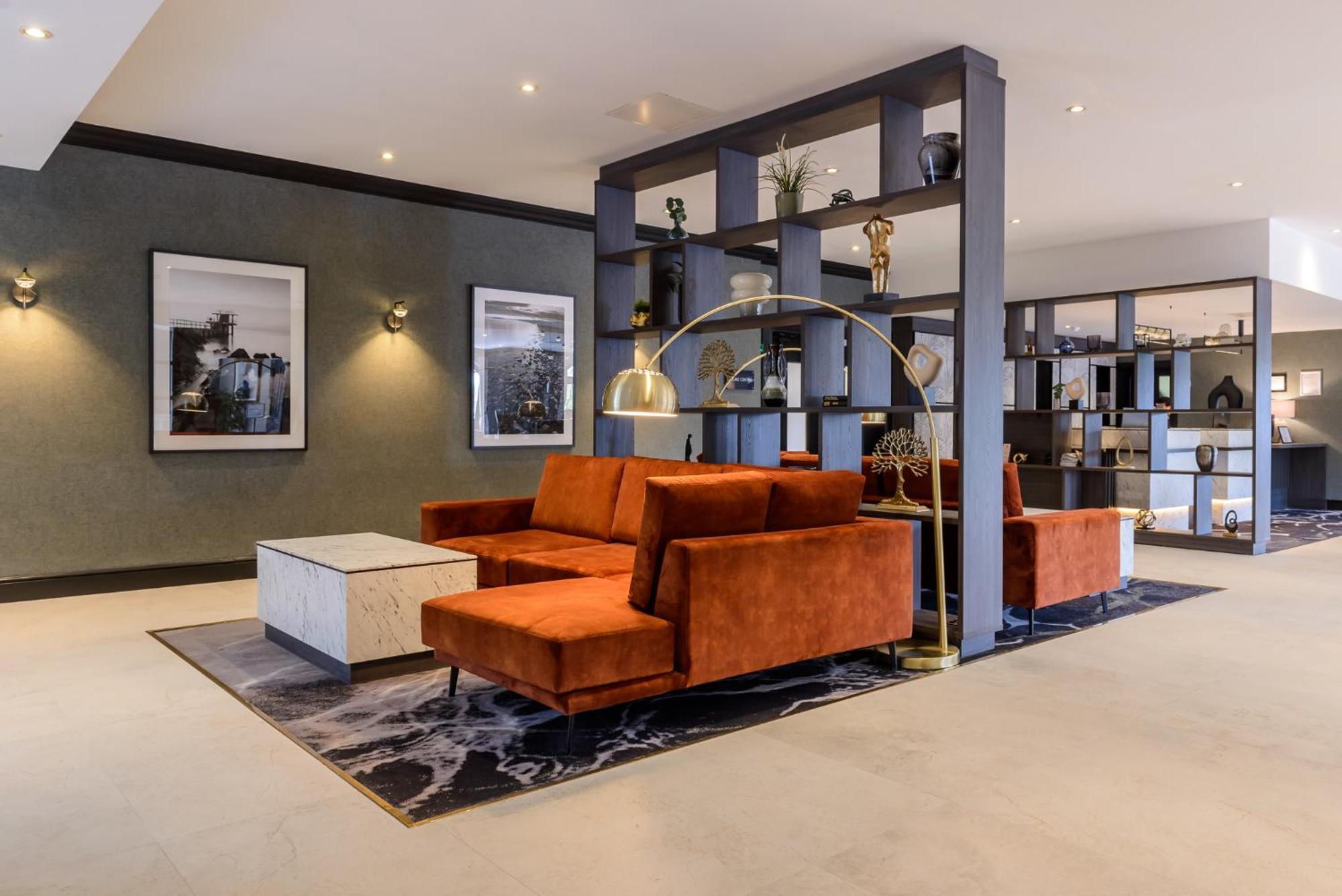 Clybaun Hotel Голуей Екстериор снимка